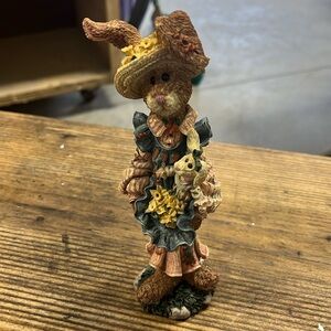 Boyd’s Bears - Folkstone Collection - style #2847 - Prudence…Daffodils